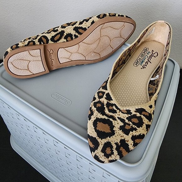 Skechers Cleo "Clawsome" Leopard Print Knit Flats Women's Size 8 - Picture 4 of 5